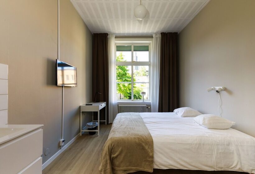 הוסטל Nicolai B&b