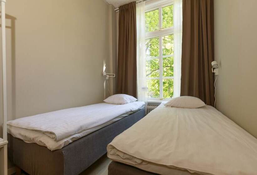 הוסטל Nicolai B&b