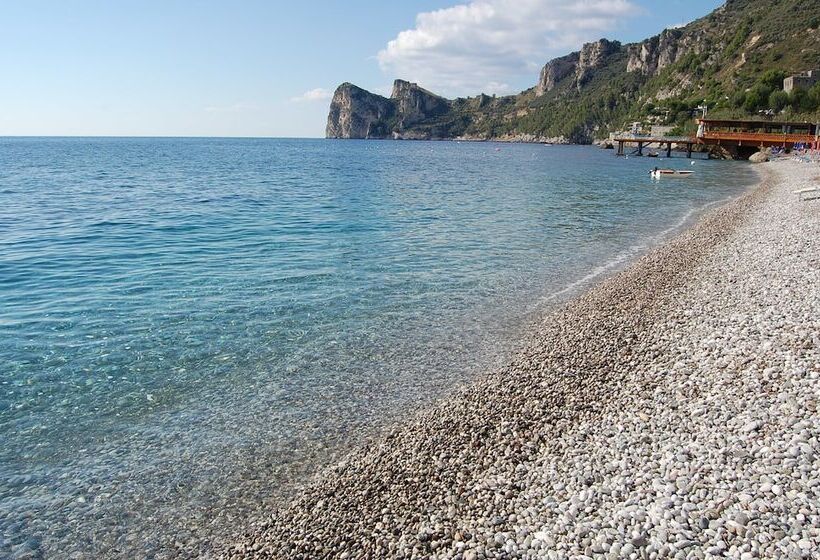 پانسیون Marina Del Cantone Chalet