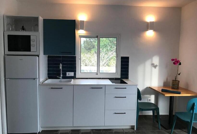 אתר נופש Bungalows Puravida