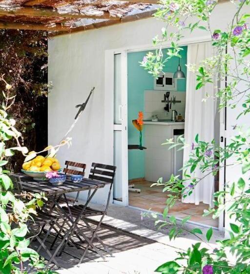 אתר נופש Bungalows Puravida