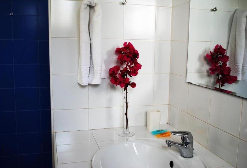 אתר נופש Bungalows Puravida