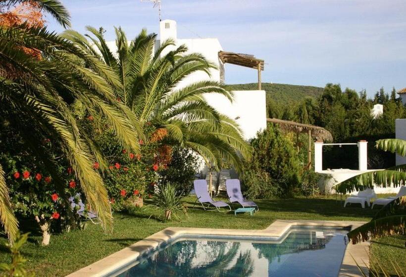 אתר נופש Bungalows Puravida