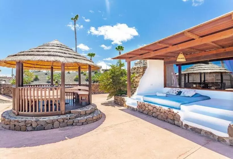 Lomakeskus Eco Village Finca De Arrieta   Yurts And Stone Cottages   Shared Pool   Walking Distance To Arrieta