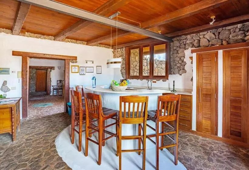 Lomakeskus Eco Village Finca De Arrieta   Yurts And Stone Cottages   Shared Pool   Walking Distance To Arrieta