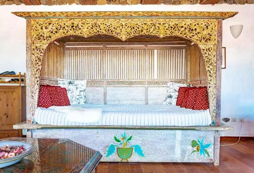 Lomakeskus Eco Village Finca De Arrieta   Yurts And Stone Cottages   Shared Pool   Walking Distance To Arrieta