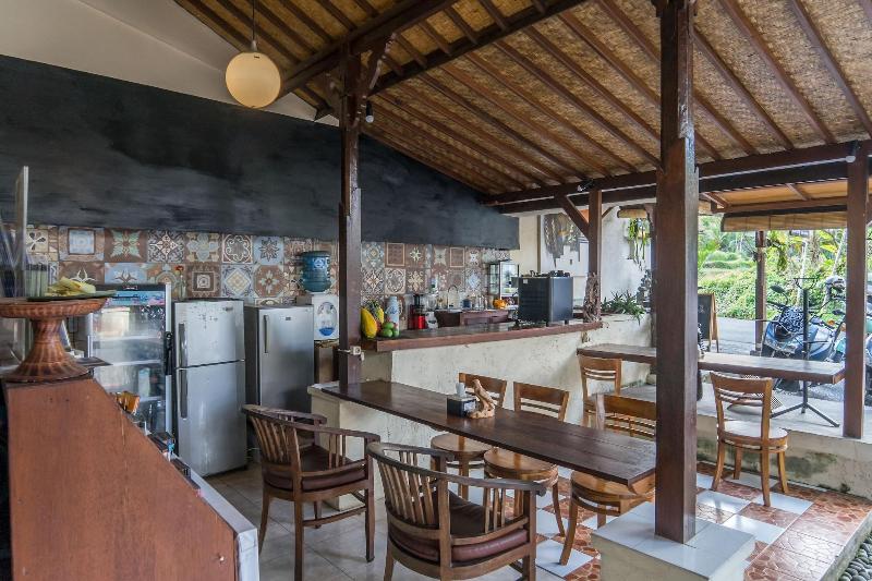 Sari Bamboo Bungalows