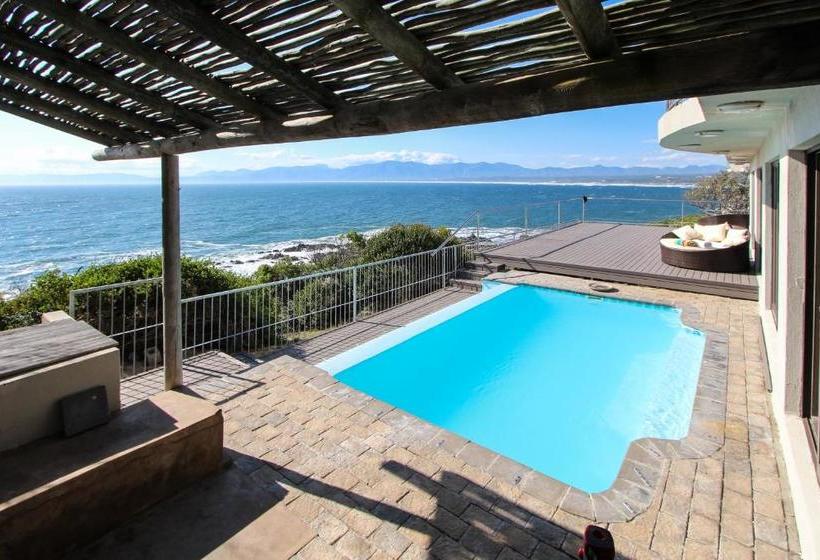 Whale Huys Luxury Oceanfront Eco Villa