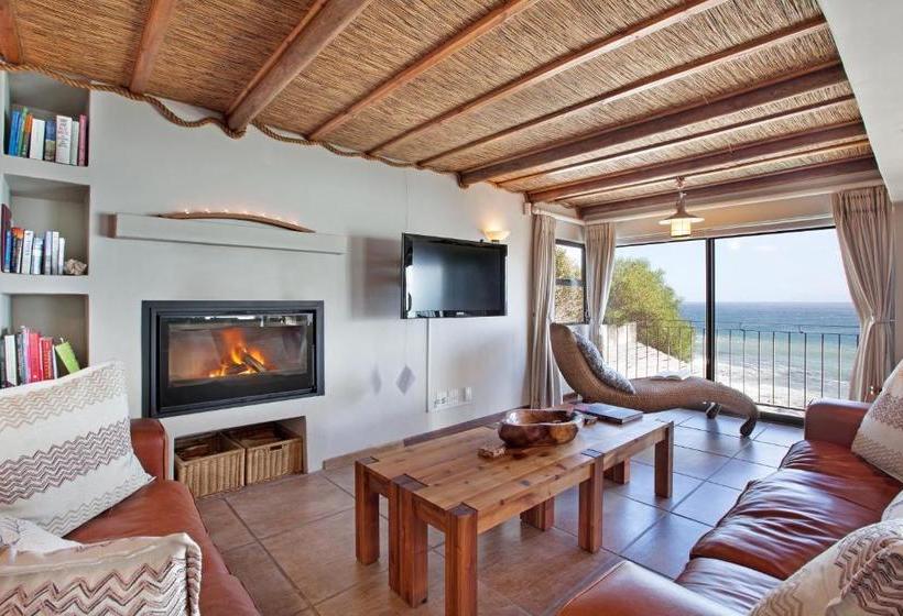 Whale Huys Luxury Oceanfront Eco Villa