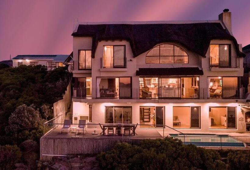 Whale Huys Luxury Oceanfront Eco Villa