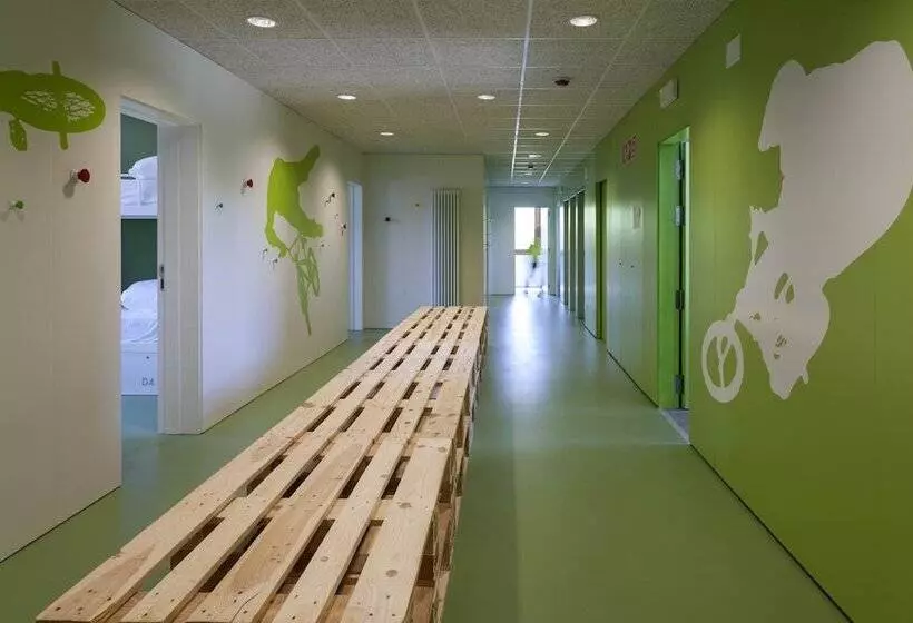 Youth Hostel Non Stop Inn By Irrisarri Land