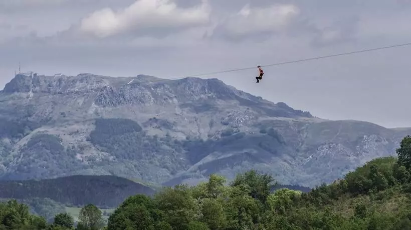 Youth Hostel Non Stop Inn By Irrisarri Land