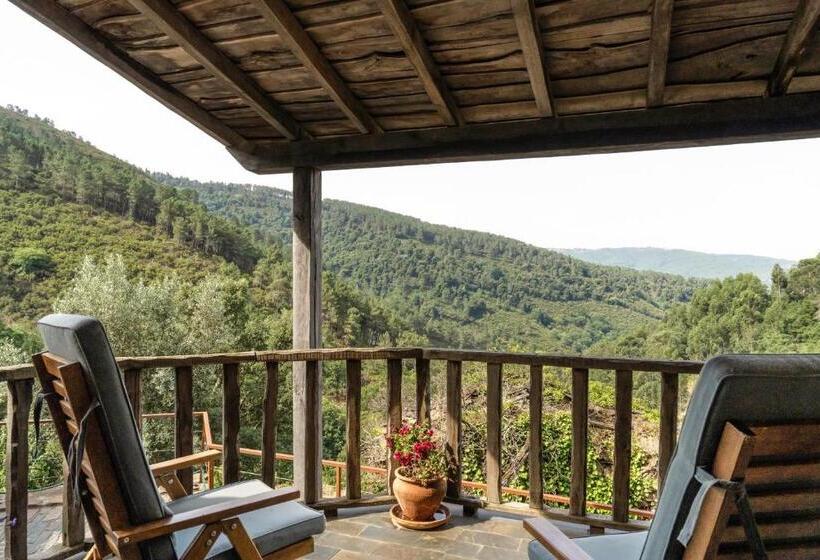 Общежитие Cerdeira Home For Creativity