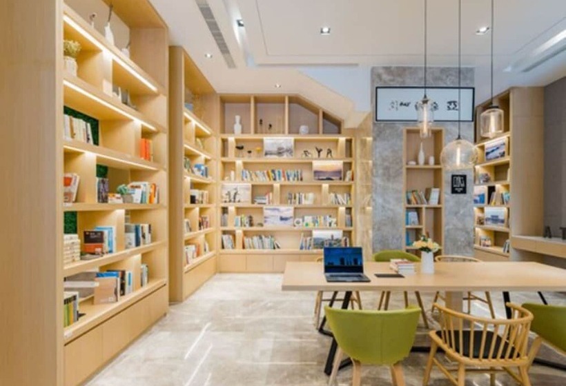 Atour Hotel Nanjing Road Small White Building Tianjin