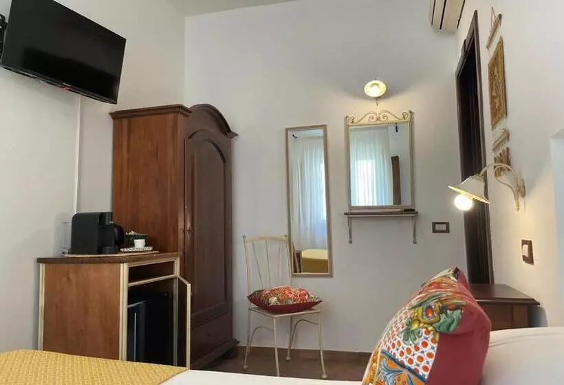 Aamiaismajoitus (B&B) Ai Dammusi Rooms