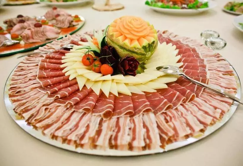 Aamiaismajoitus (B&B) Guest Accommodation Atrium Gulin