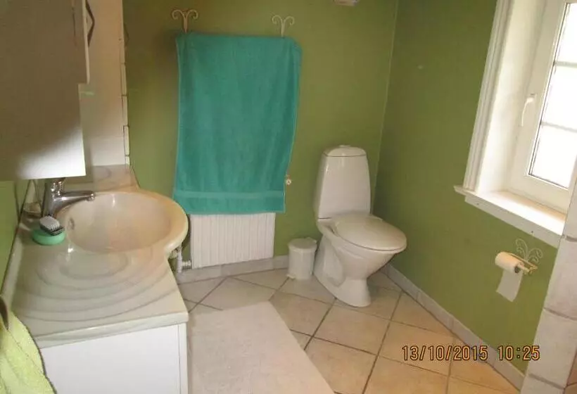 Hostelli Bakkegården Homestay