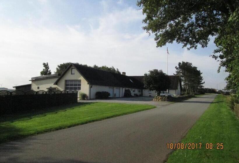 פונדק Bakkegården Homestay