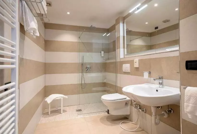 Hotel Adria