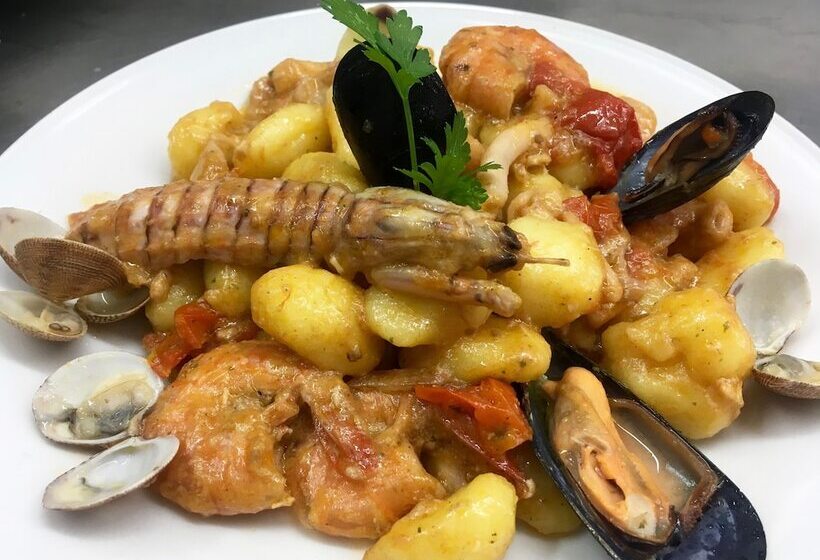 ホテル Baia Marina