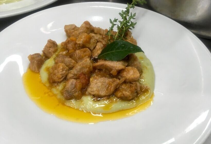 ホテル Baia Marina