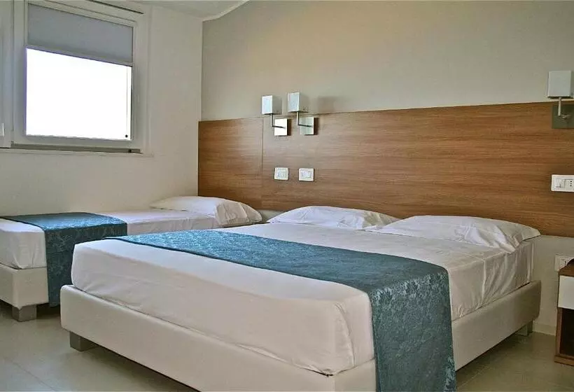 Hotelli Baia Marina