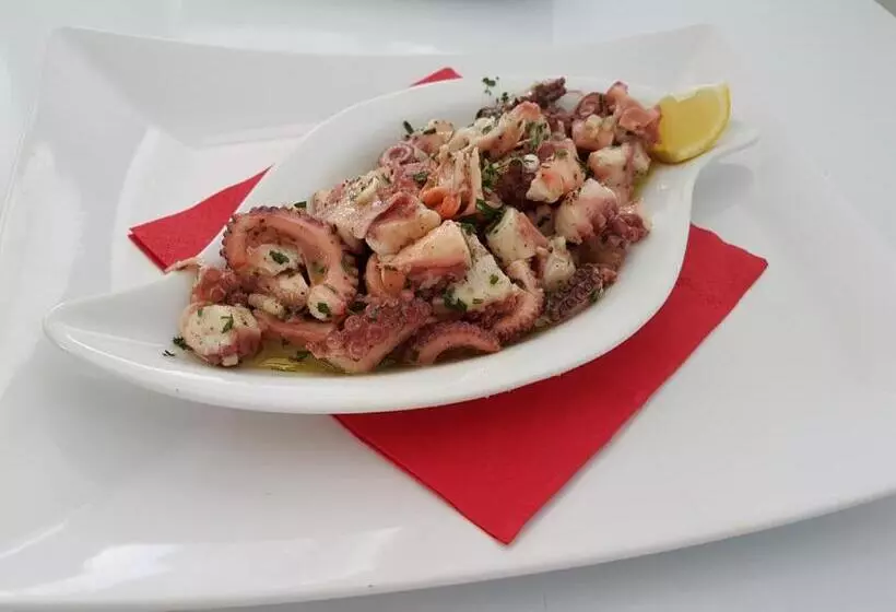 Hotelli Blue Paradise