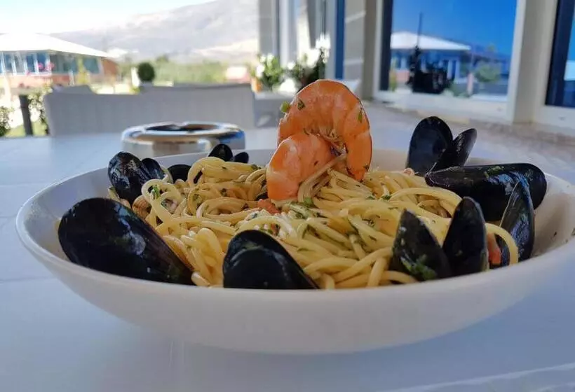 Hotelli Blue Paradise