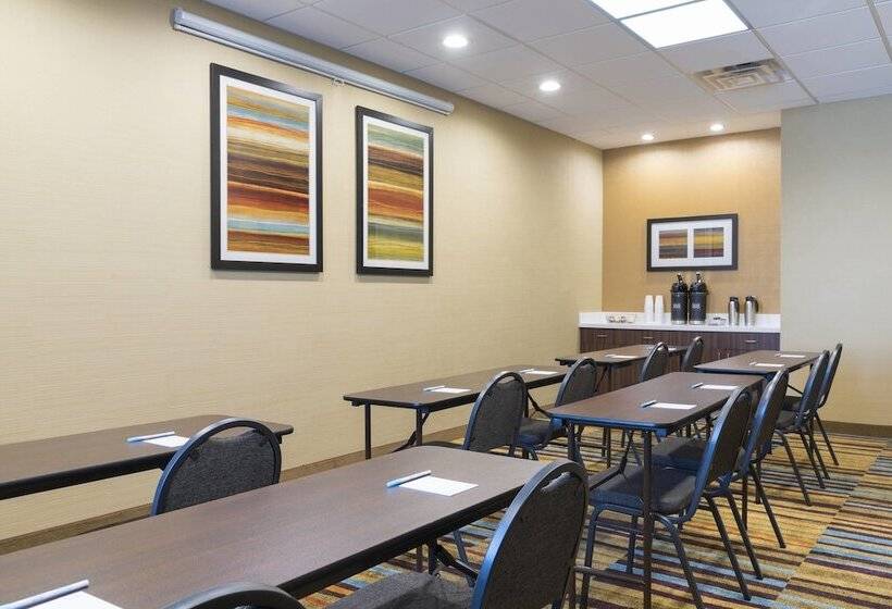 Отель Fairfield Inn & Suites By Marriott West Monroe