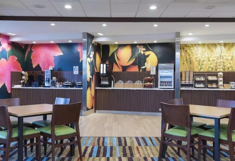 ホテル Fairfield Inn & Suites By Marriott West Monroe