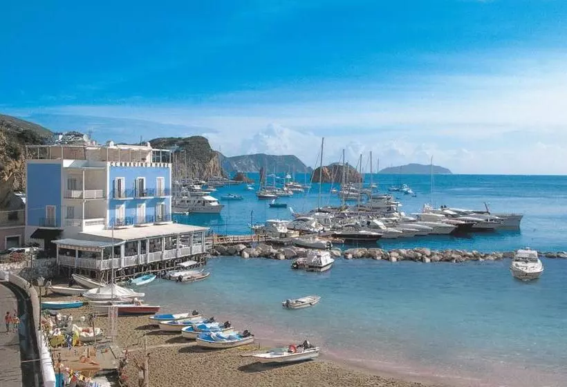 هتل Gennarino A Mare