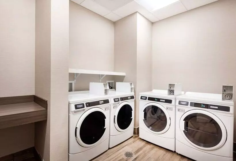 ホテル Homewood Suites By Hilton Fayetteville