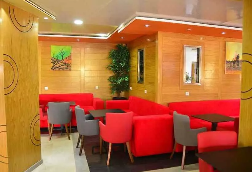 هتل Hôtel Hadaik Ain Asserdoune