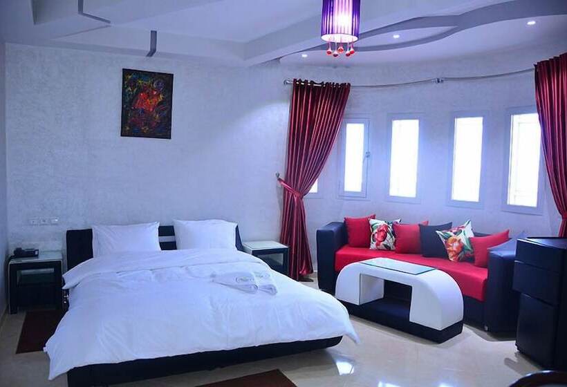 ホテル Hôtel Hadaik Ain Asserdoune