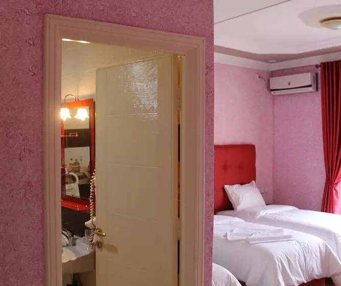 هتل Hôtel Hadaik Ain Asserdoune