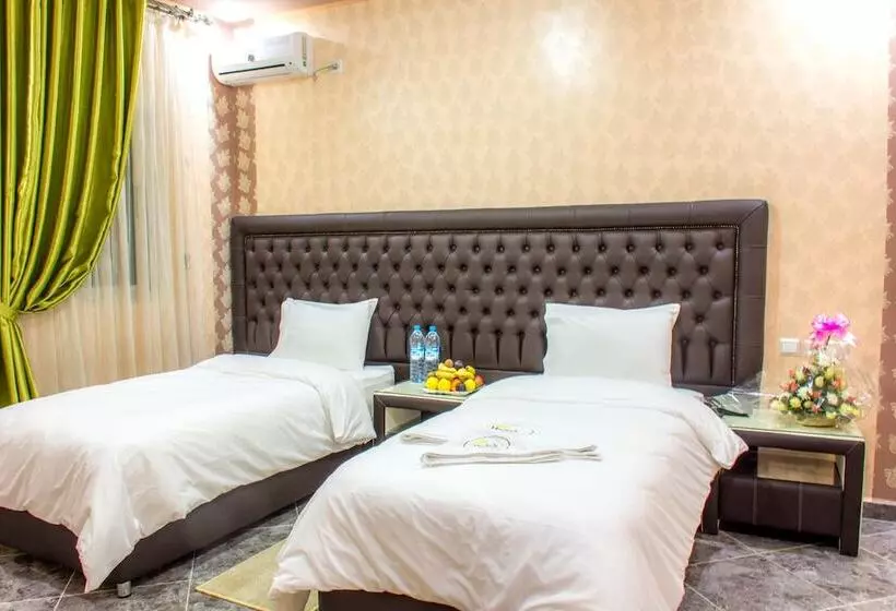 هتل Hôtel Hadaik Ain Asserdoune