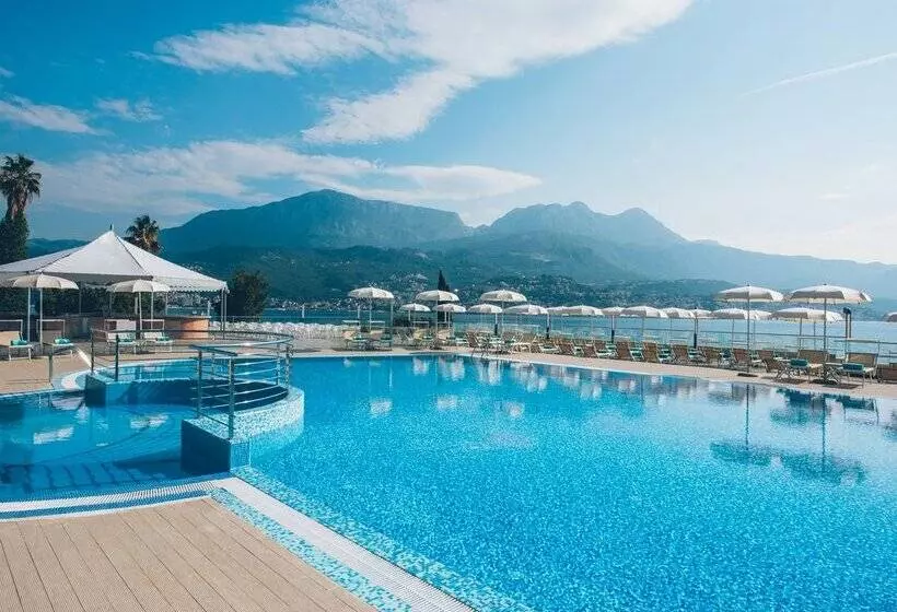 هتل Iberostar Waves Herceg Novi - All Inclusive