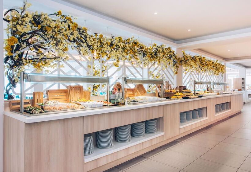 בית מלון כפרי Iberostar Waves Herceg Novi - All Inclusive