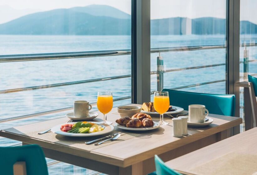 בית מלון כפרי Iberostar Waves Herceg Novi - All Inclusive