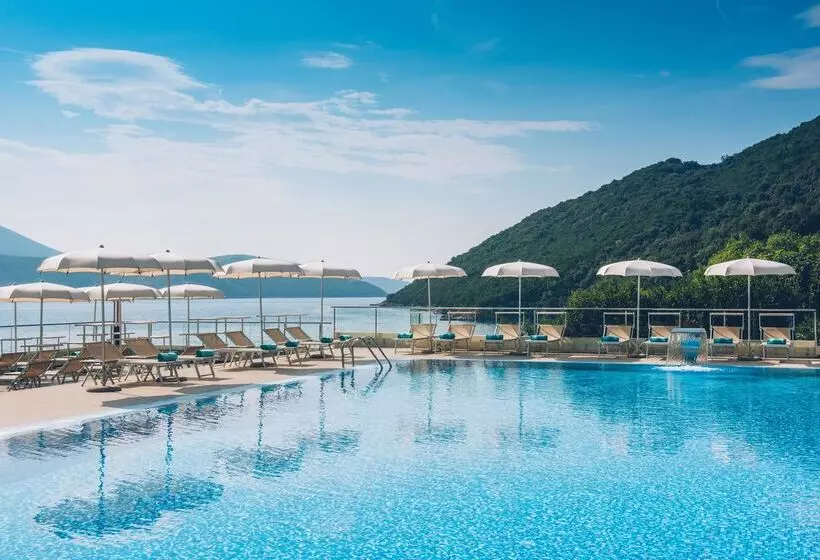 هتل Iberostar Waves Herceg Novi - All Inclusive
