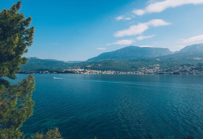 בית מלון כפרי Iberostar Waves Herceg Novi - All Inclusive