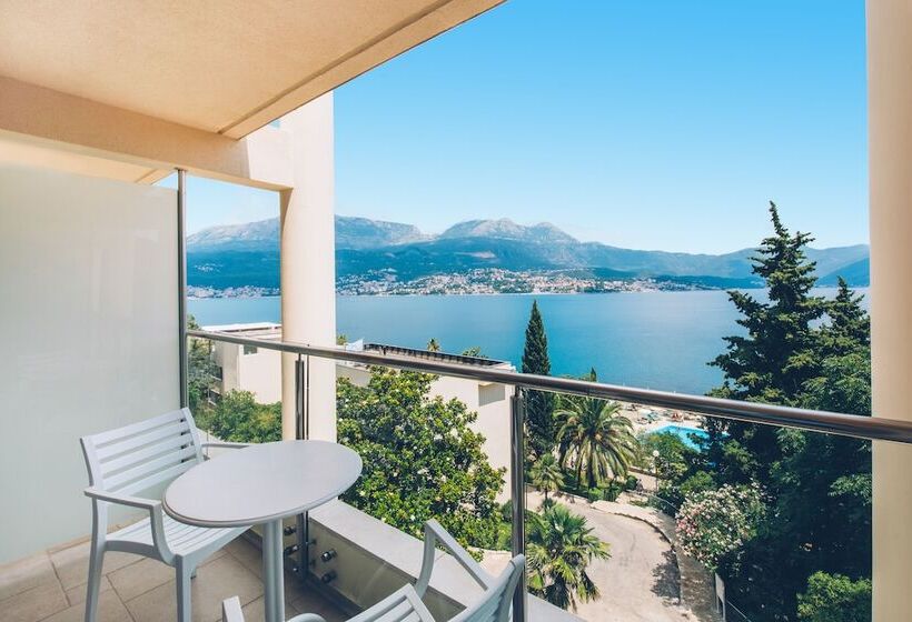 בית מלון כפרי Iberostar Waves Herceg Novi - All Inclusive