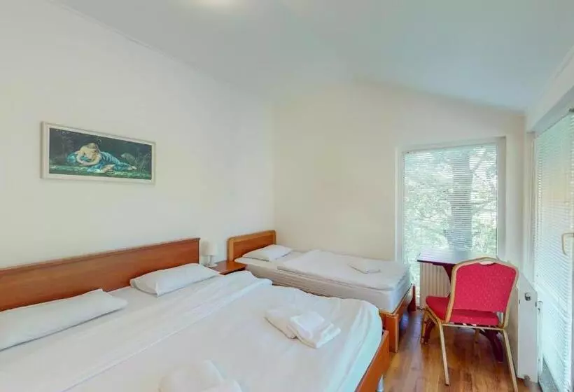 Hotelli Planinarski Centar Petehovac