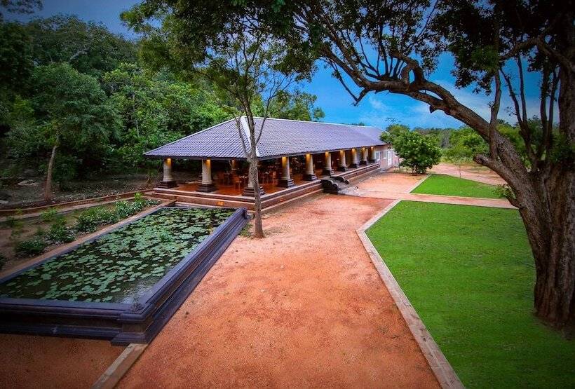 Kaveri Resort Sigiriya