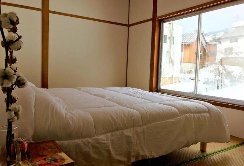 ユースホステル Hai Lodge