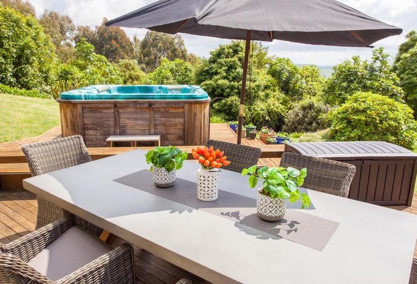 צימר Acacia Heights Gardens