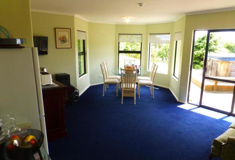 צימר Acacia Heights Gardens