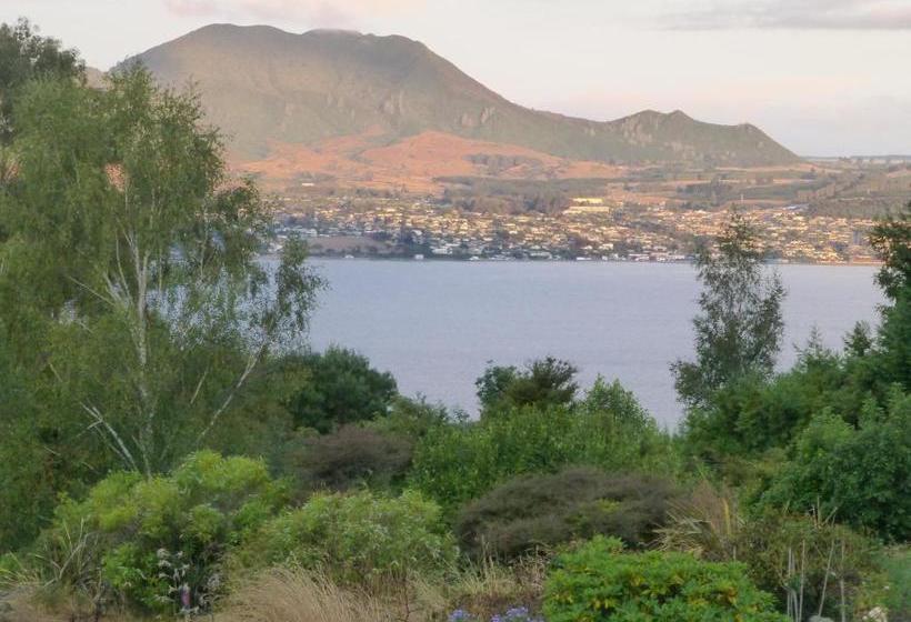 צימר Acacia Heights Gardens