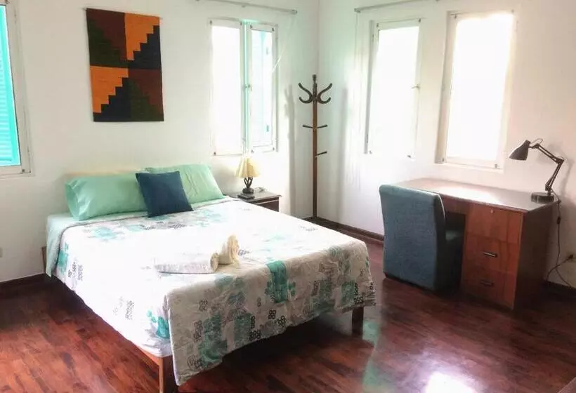 Bed and Breakfast La Casona Azul