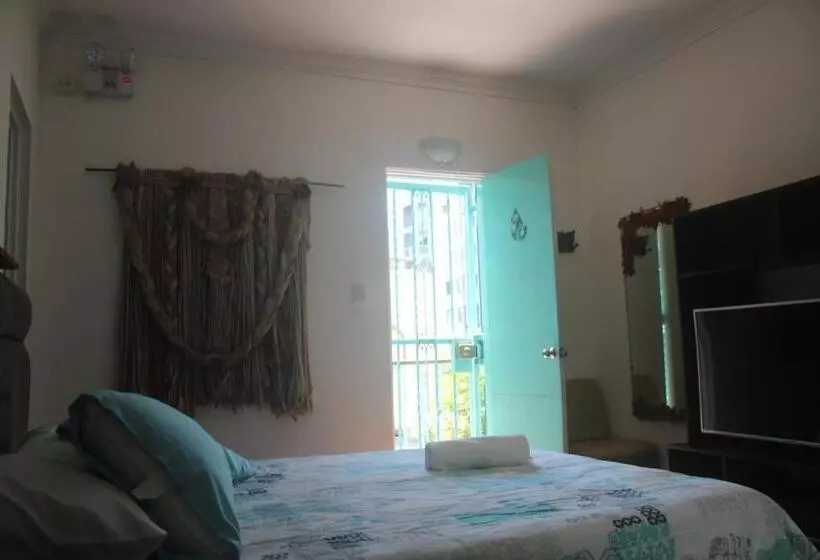 Bed and Breakfast La Casona Azul